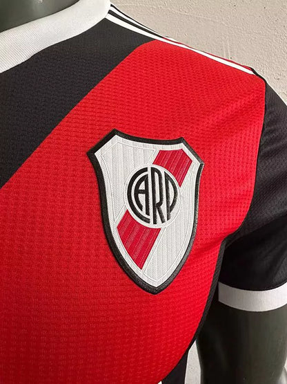 Camiseta de River Plate Argentina. Temporada 22-23 (Versión jugador) (Alternativa) 90minutos